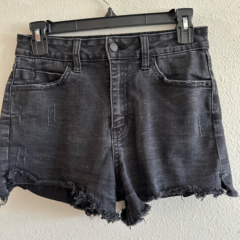 A4 - 226 Just USA black jean shorts size small distressed